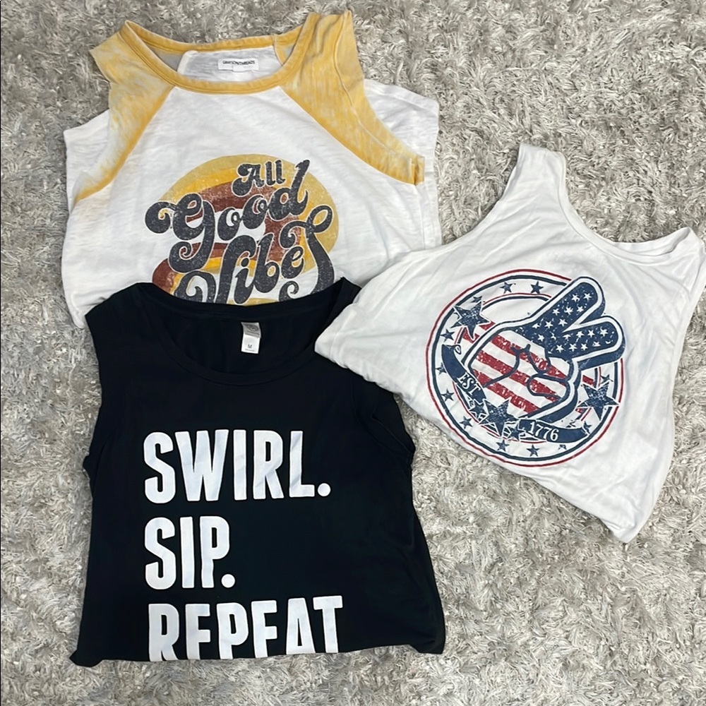 Women’s Graphic Tank Tops - Yellow, White, Black Size Medium